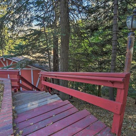 Lake Arrowhead Cabin With Deck And Stunning Mtn Views! Сан-Бернардино Экстерьер фото