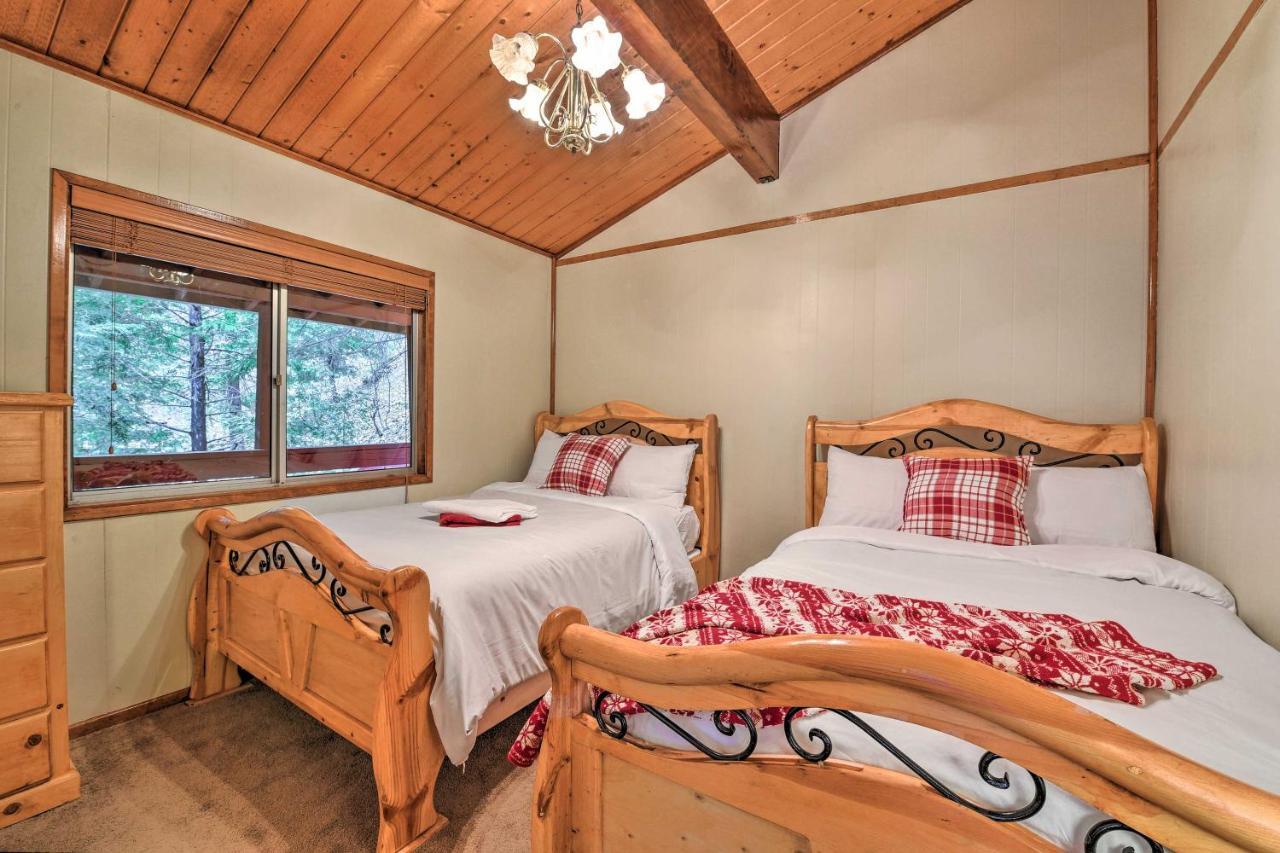 Lake Arrowhead Cabin With Deck And Stunning Mtn Views! Сан-Бернардино Экстерьер фото