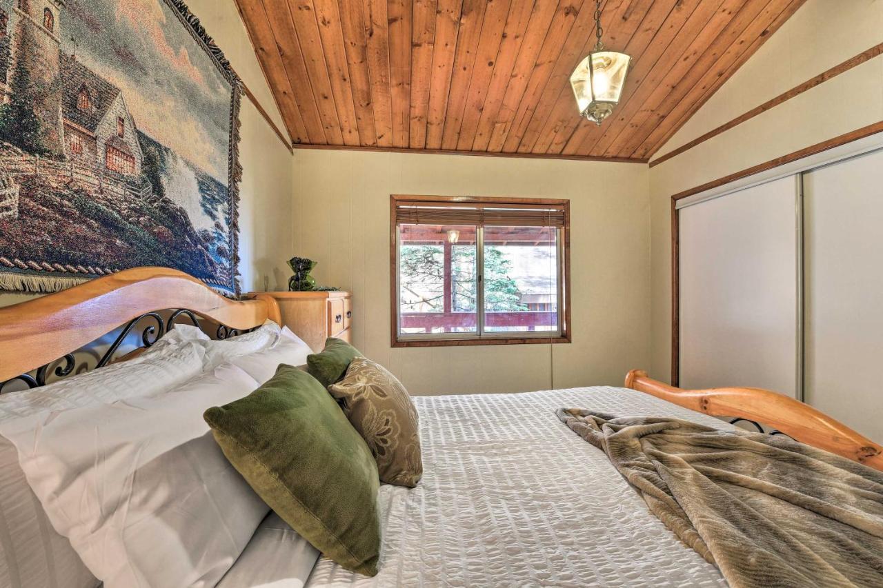 Lake Arrowhead Cabin With Deck And Stunning Mtn Views! Сан-Бернардино Экстерьер фото